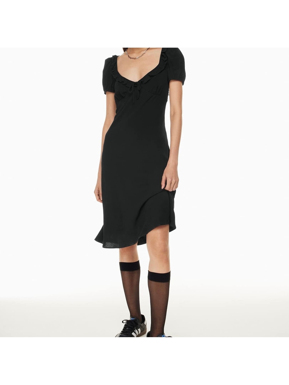 Aritzia Sunday Best Letti dress Scoop-neck midi dress black short sleeve